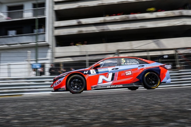 cdbf069728cb3c2d4e6d930a824113e2